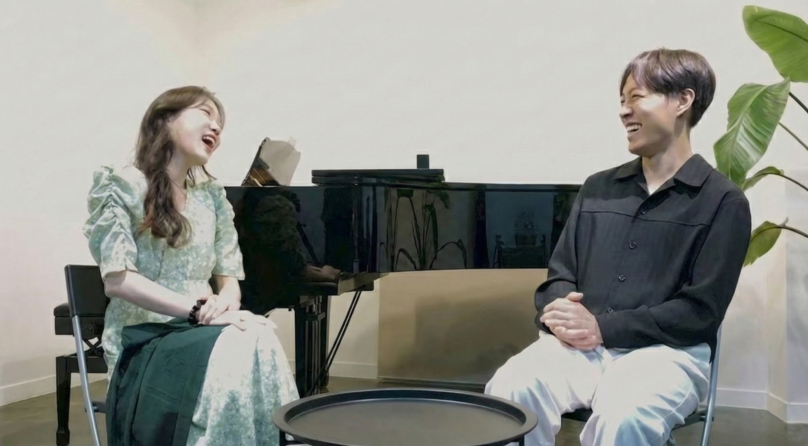 Meet the Amateurs Background